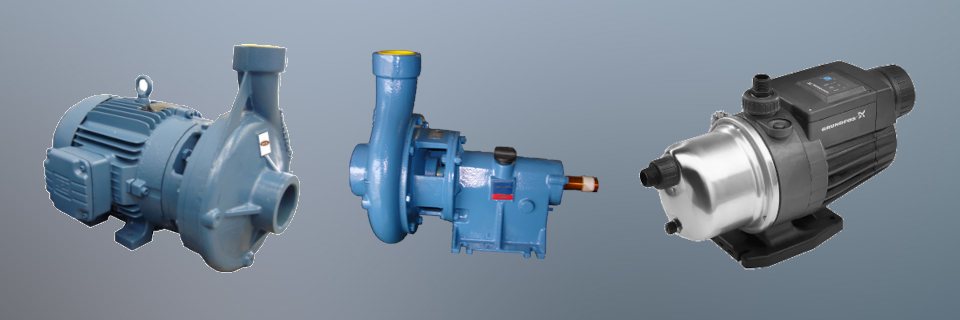Três bombas d'água: bomba centrífuga Mark com motor elétrico, bomba centrífuga azul e pressurizador Grundfos